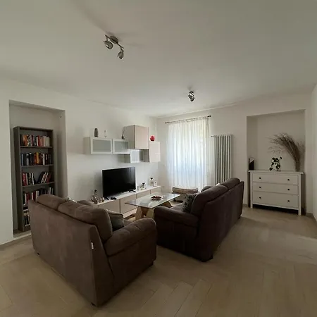 דירה Appartato A 5 Minuti Dal Mare אימפריה